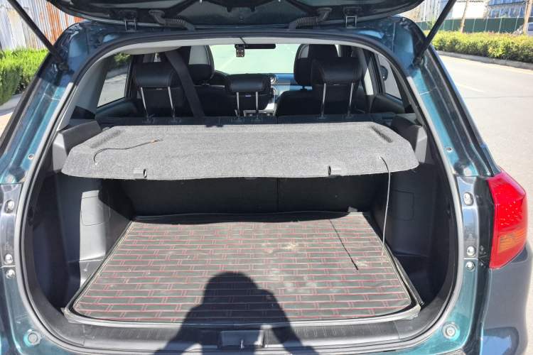Used Suzuki Vitara 2016 1.4T Automatic 4x4 Flagship Model Trunk