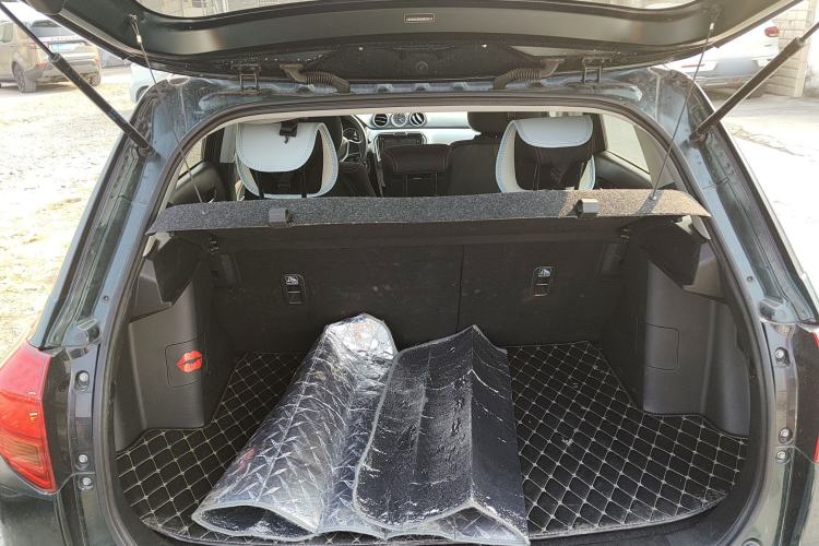 Used Suzuki Vitara 2016 1.4T Automatic All-Wheel Drive Leading Version Trunk