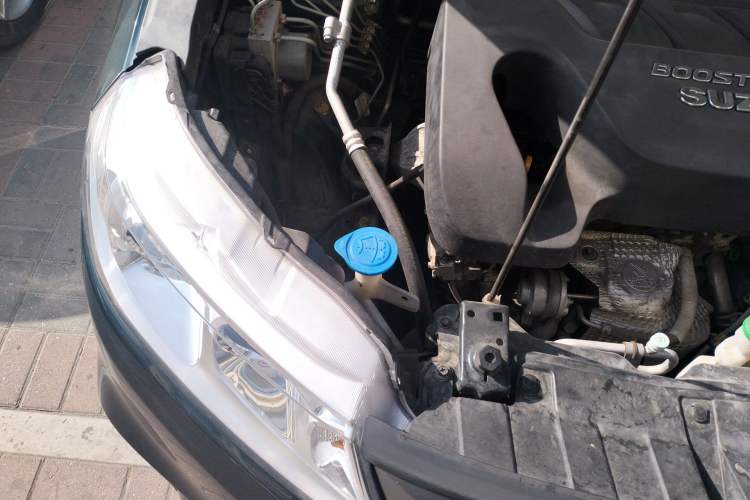 Used Suzuki Vitara 2016 1.4T Automatic All-Wheel Drive Leading Version Engine Bay Right