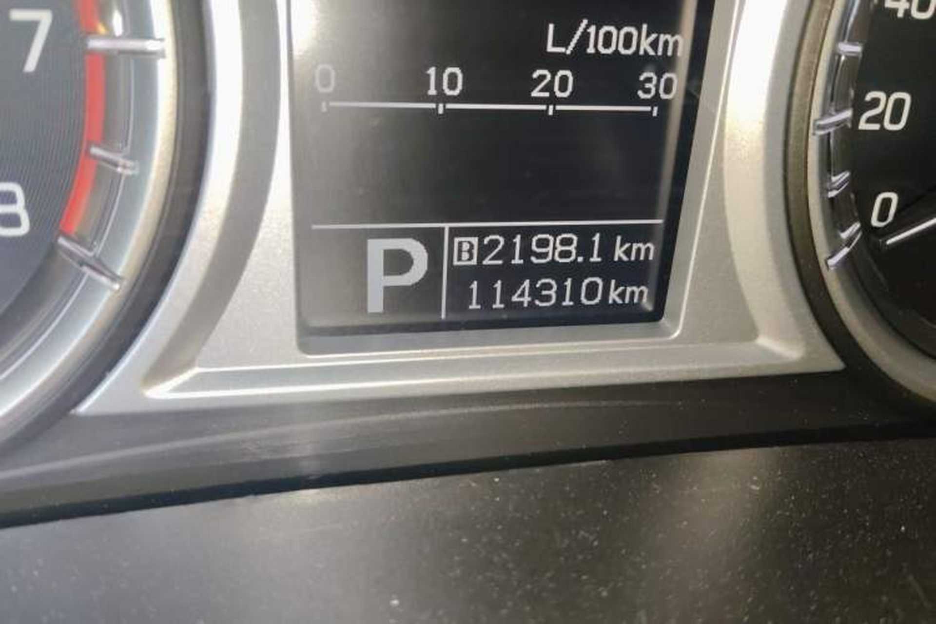 Used Suzuki Vitara 2016 1.4T Automatic Two-Wheel Drive Elite Model Odometer Close Up