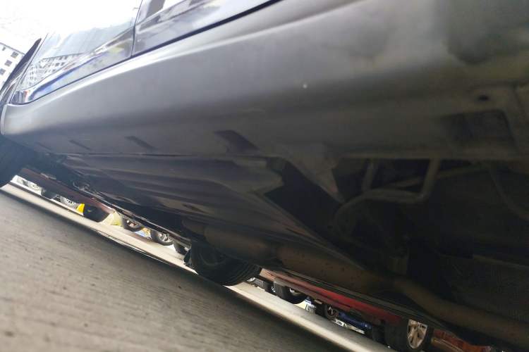 Used Suzuki Vitara 2016 1.4T Automatic Two-Wheel Drive Elite Model Left Side Sill
