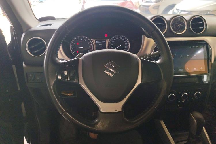 Used Suzuki Vitara 2016 1.4T Automatic Two-Wheel Drive Elite Model Steering Wheel
