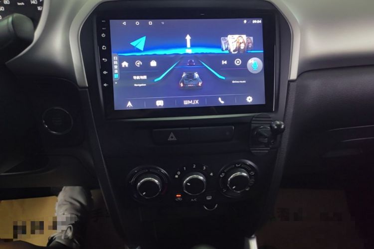 Used Suzuki Vitara 2016 1.4T Automatic Two-Wheel Drive Elite Model Audio And AC Panel