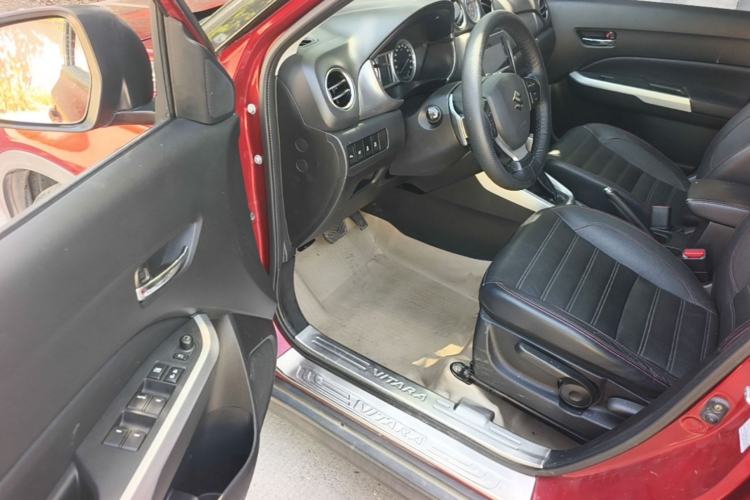 Used Suzuki Vitara 2016 1.4T Automatic Two-Wheel Drive Luxury Version Driver Seat