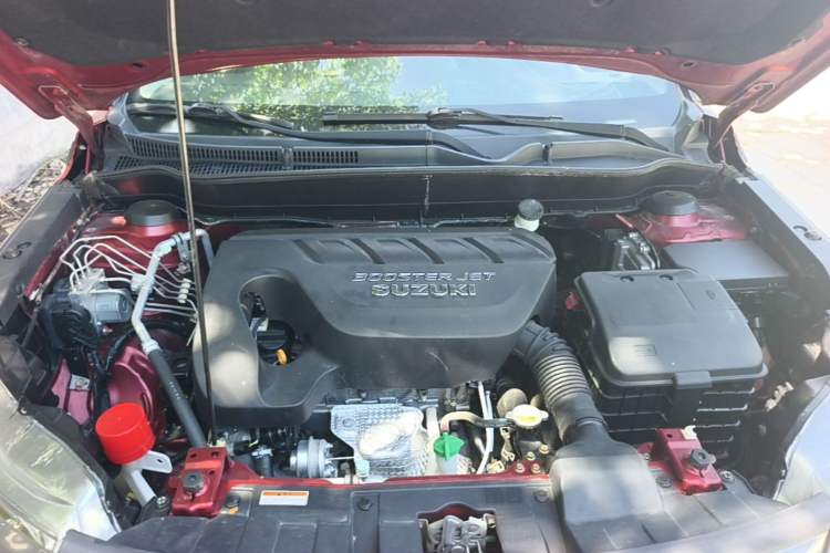 Used Suzuki Vitara 2016 1.4T Automatic Two-Wheel Drive Luxury Version Engine Bay