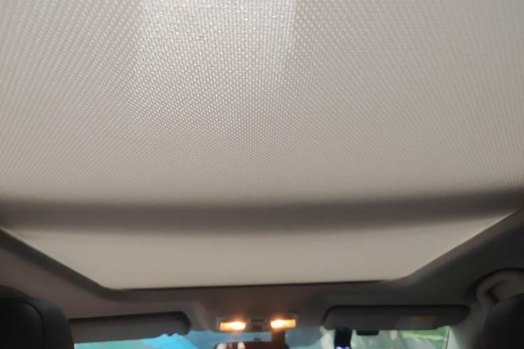 Used Suzuki Vitara 2016 1.4T Automatic 4x4 Flagship Model Headliner