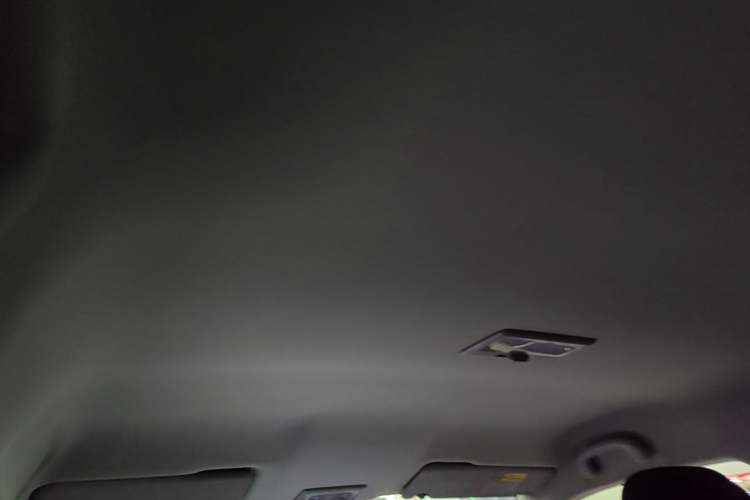 Used Suzuki Vitara 2016 1.4T Automatic Two-Wheel Drive Elite Model Headliner