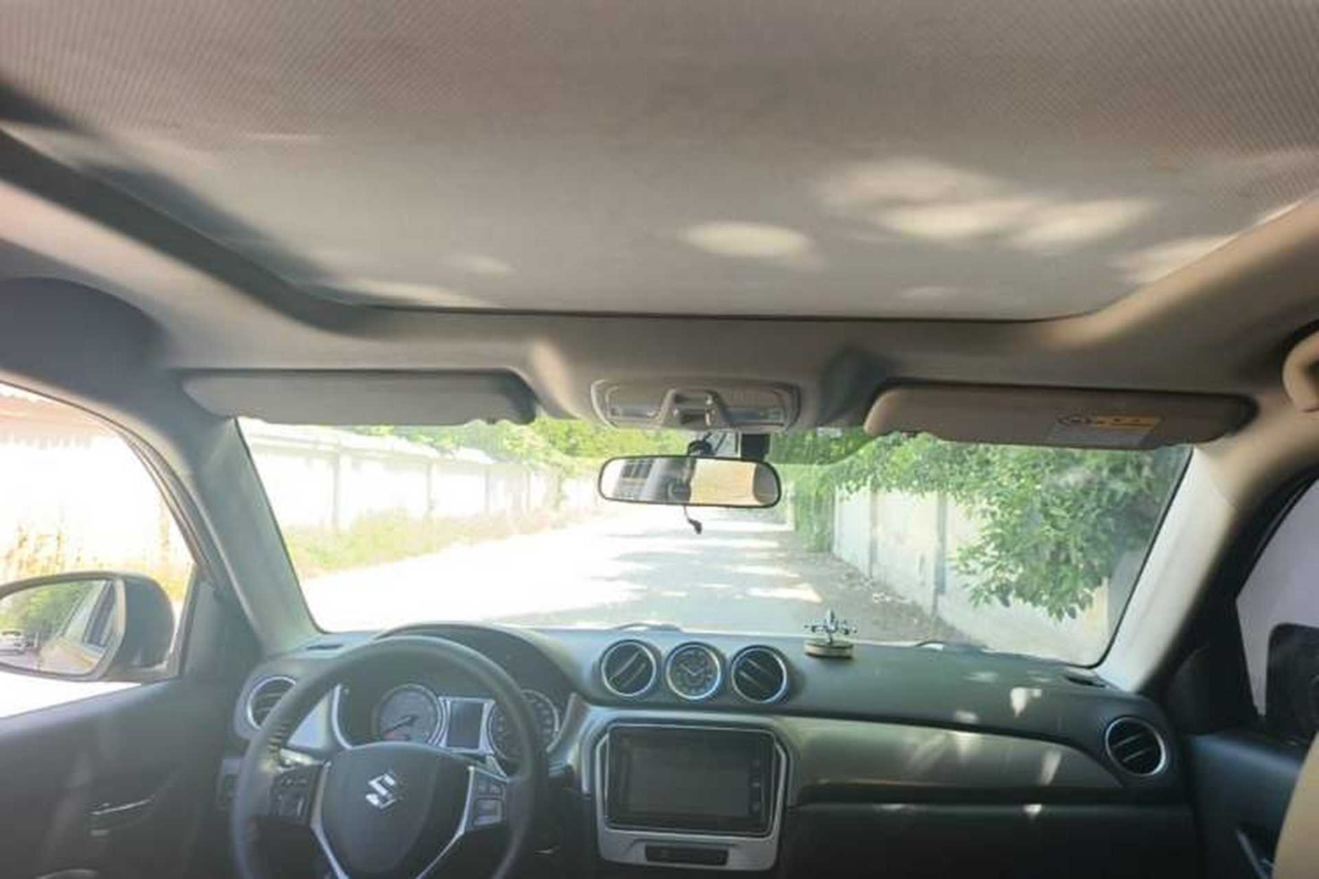 Used Suzuki Vitara 2016 1.4T Automatic Two-Wheel Drive Luxury Version Headliner