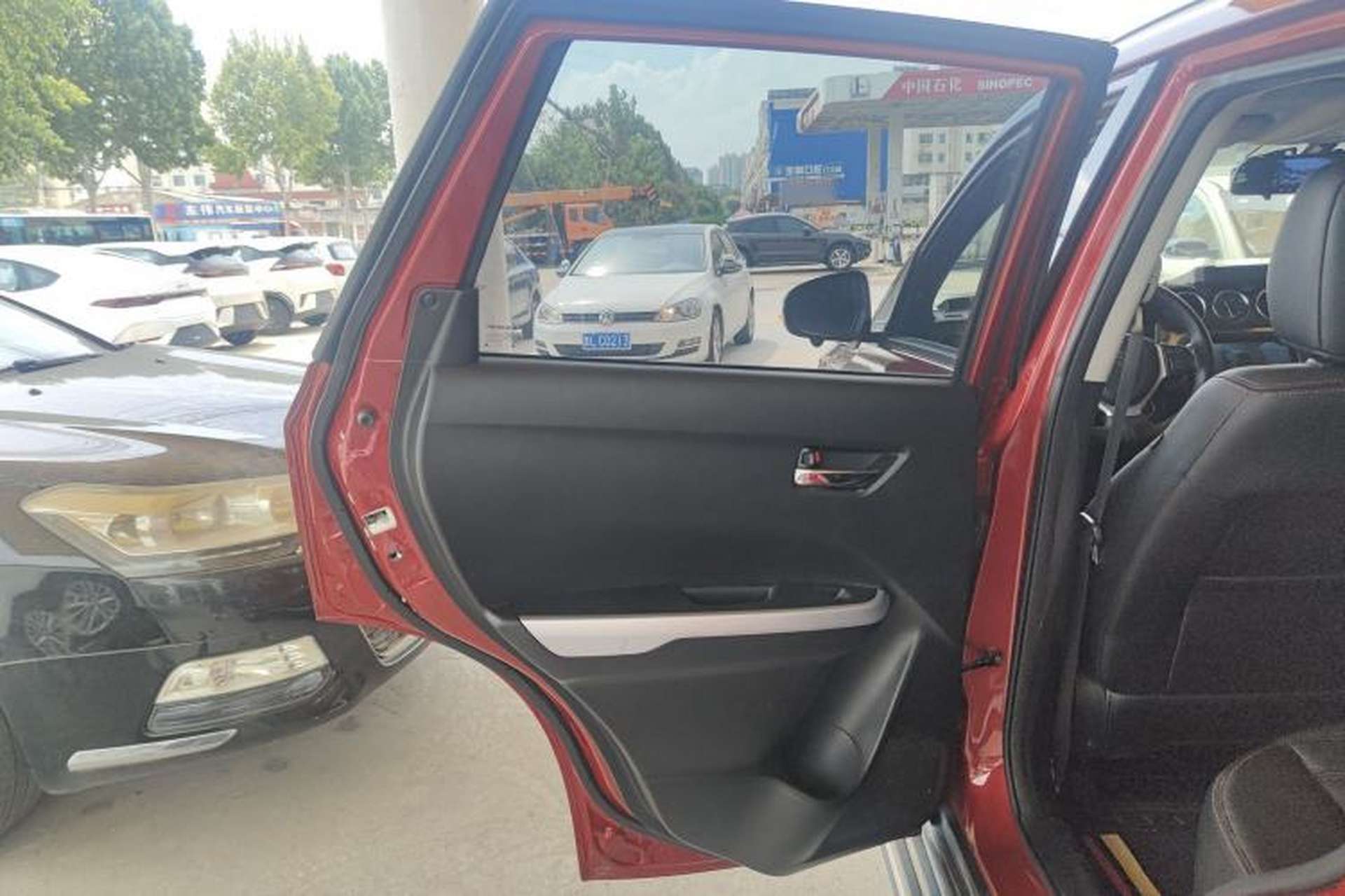 Used Suzuki Vitara 2016 1.4T Automatic 4x4 Flagship Model Interior 8