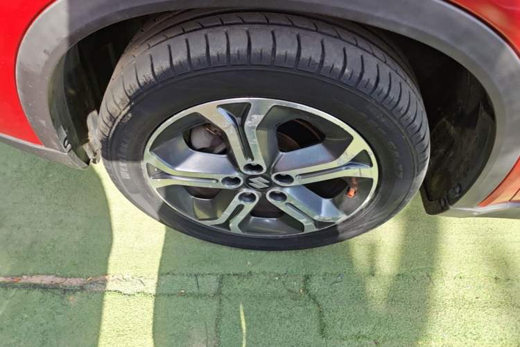 Used Suzuki Vitara 2016 1.4T Automatic 4x4 Flagship Model Left Front Wheel Hub