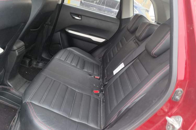 Used Suzuki Vitara 2016 1.4T Automatic Two-Wheel Drive Luxury Version Left Rear Seat