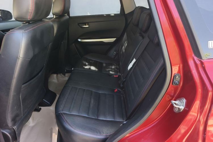Used Suzuki Vitara 2016 1.4T Automatic Two-Wheel Drive Luxury Version Left Rear Seat