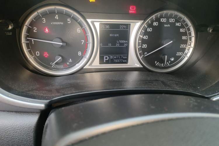 Used Suzuki Vitara 2016 1.4T Automatic Two-Wheel Drive Luxury Version Odometer Close Up
