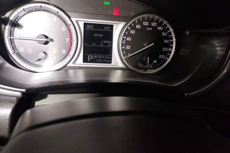 Used Suzuki Vitara 2016 1.4T Automatic Two-Wheel Drive Luxury Version Odometer Close Up