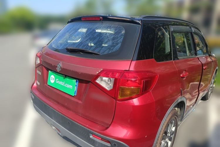 Used Suzuki Vitara 2016 1.6L Manual Two-Wheel Drive Entry-Level Trim Rear Right 45 Deg