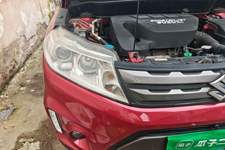 Used Suzuki Vitara 2016 1.4T Automatic Two-Wheel Drive Elite Model Right Front Headlight