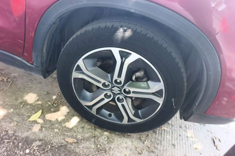 Used Suzuki Vitara 2016 1.4T Automatic Two-Wheel Drive Luxury Version Right Rear Wheel Hub