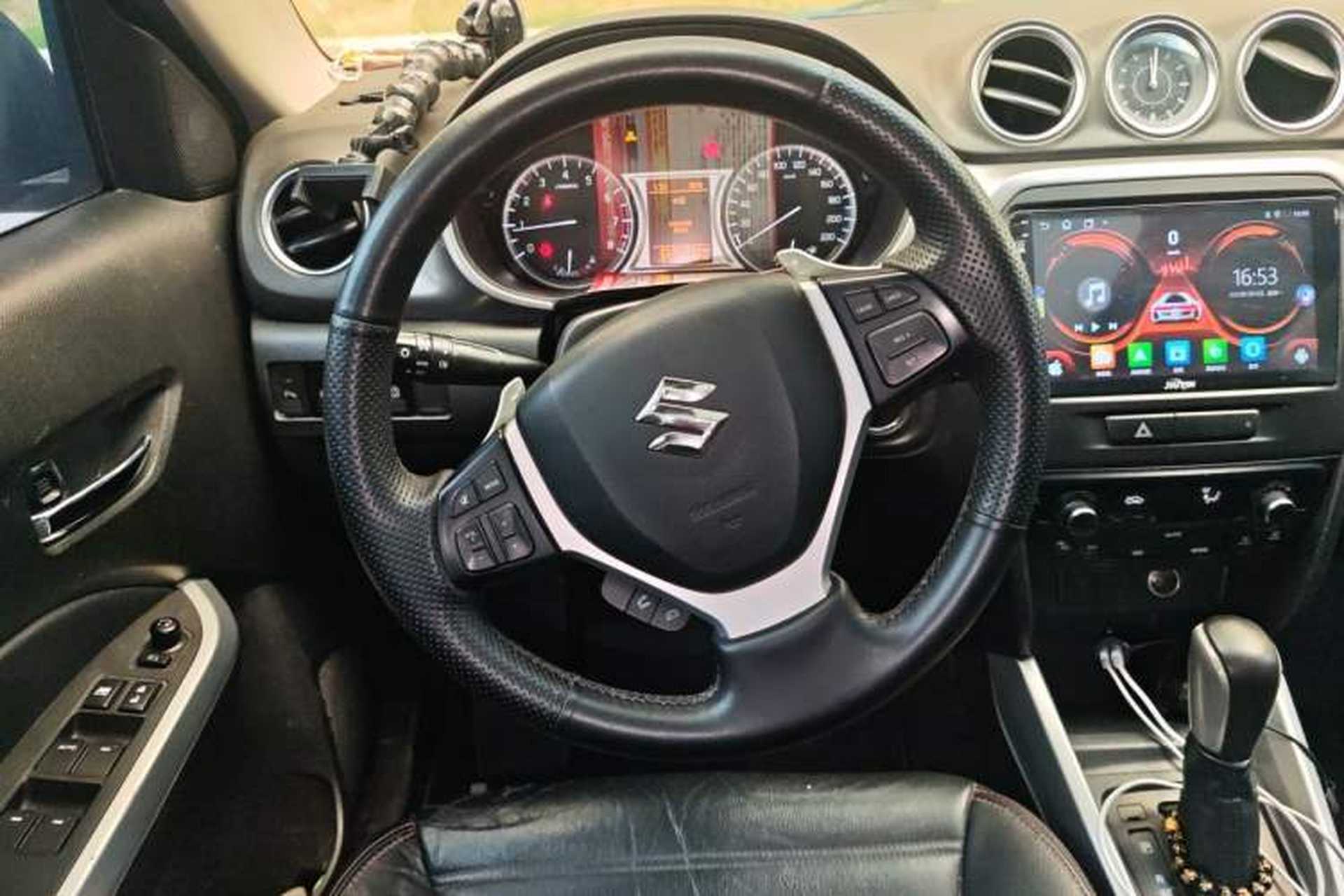 Used Suzuki Vitara 2016 1.4T Automatic Two-Wheel Drive Luxury Version Steering Wheel