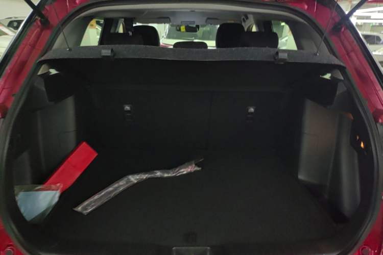 Used Suzuki Vitara 2016 1.4T Automatic Two-Wheel Drive Elite Model Trunk