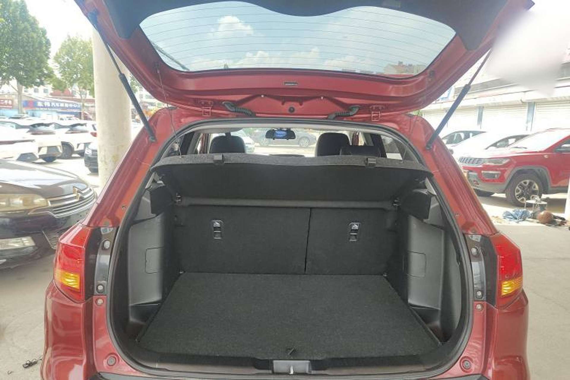 Used Suzuki Vitara 2016 1.4T Automatic 4x4 Flagship Model Trunk