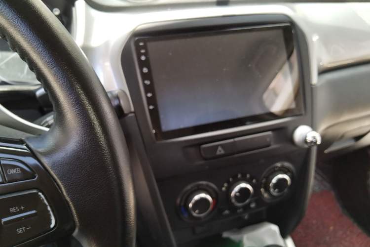 Used Suzuki Vitara 2016 1.4T Automatic Two-Wheel Drive Elite Model Audio And AC Panel