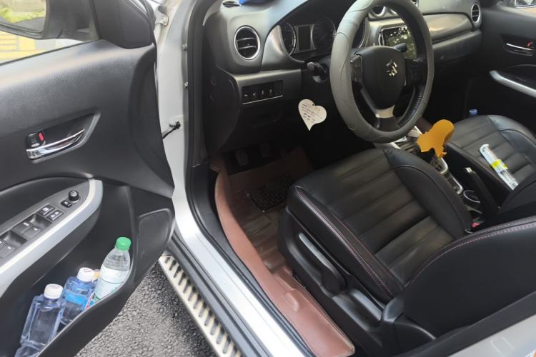 Used Suzuki Vitara 2016 1.4T Manual Two-Wheel Drive Luxury Model Driver Seat