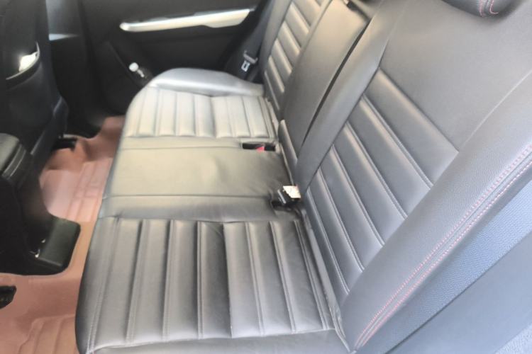 Used Suzuki Vitara 2016 1.4T Manual Two-Wheel Drive Luxury Model Left Rear Seat