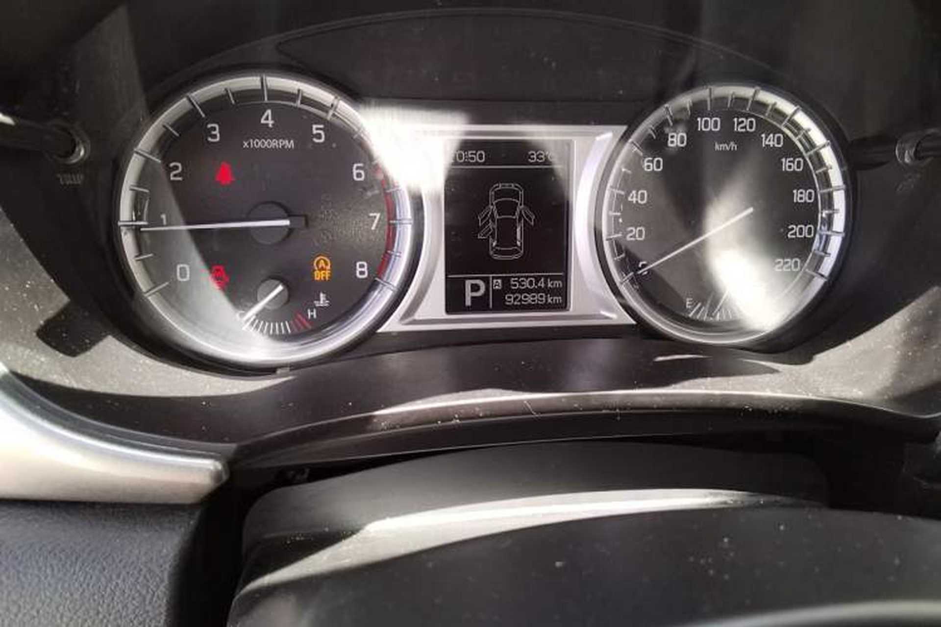 Used Suzuki Vitara 2016 1.4T Automatic Two-Wheel Drive Elite Model Odometer Close Up