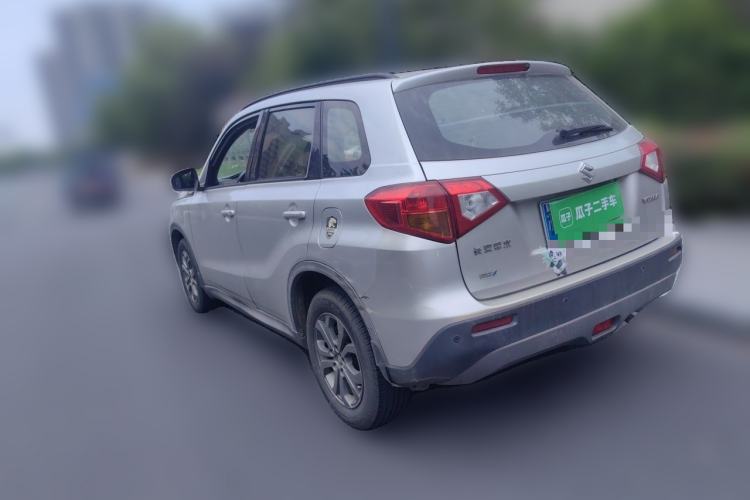 Used Suzuki Vitara 2016 1.6L Manual Two-Wheel Drive Entry-Level Trim Rear Left 45 Deg