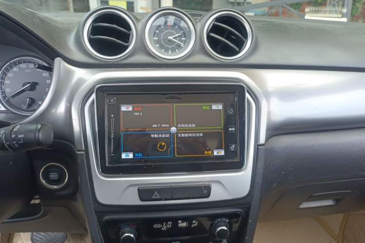 Used Suzuki Vitara 2016 1.4T Automatic 4x4 Flagship Model Audio And AC Panel