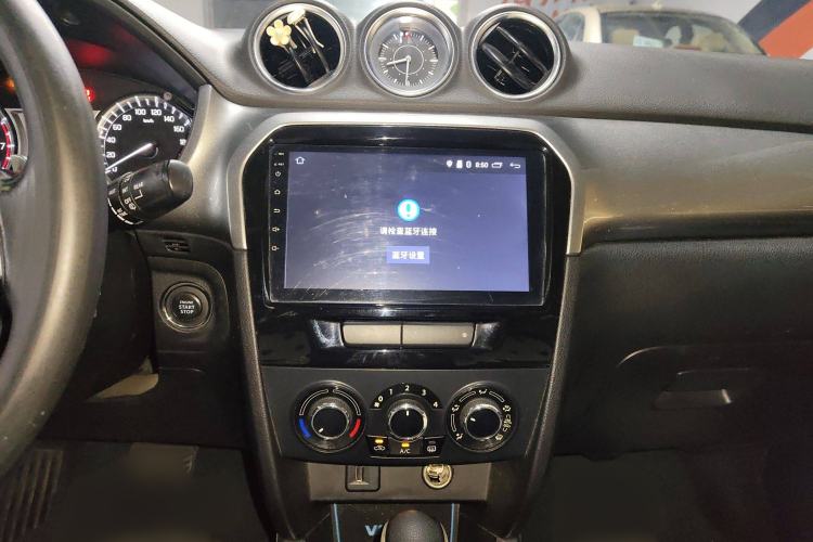 Used Suzuki Vitara 2016 1.4T Automatic Two-Wheel Drive Elite Model Audio And AC Panel