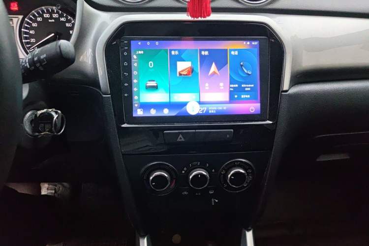 Used Suzuki Vitara 2016 1.6L Manual Two-Wheel Drive Entry-Level Trim Audio And AC Panel