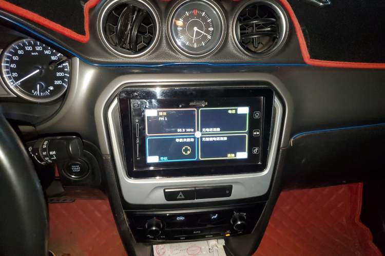 Used Suzuki Vitara 2016 1.4T Automatic 4x4 Flagship Model Audio And AC Panel