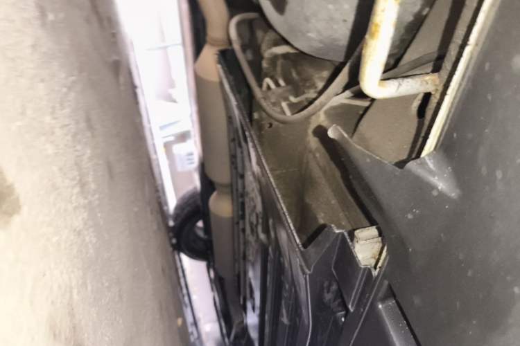 Used Suzuki Vitara 2016 1.4T Automatic Two-Wheel Drive Elite Model Chassis Rear Right