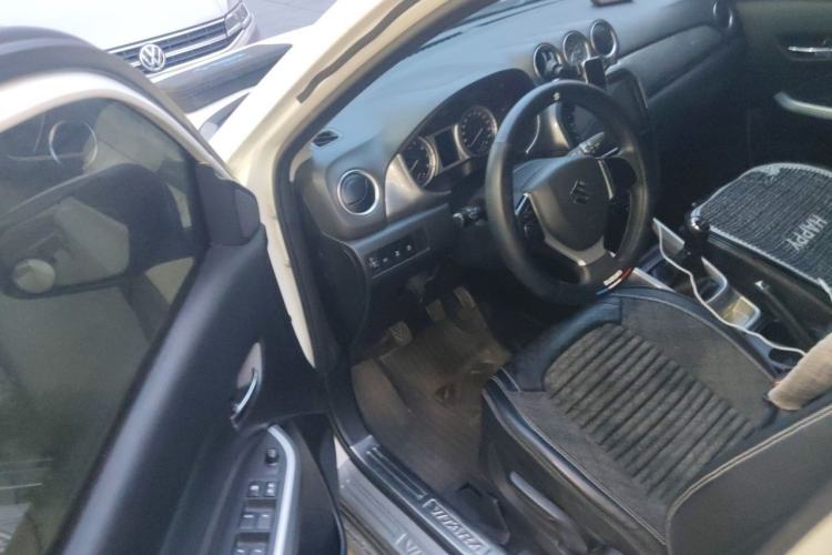 Used Suzuki Vitara 2016 1.6L Manual Two-Wheel Drive Entry-Level Trim Driver Seat