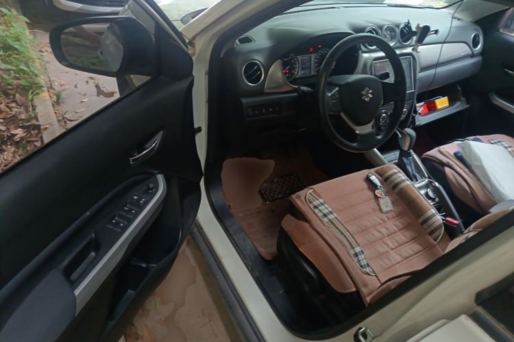 Used Suzuki Vitara 2016 1.4T Automatic All-Wheel-Drive Elite Model Driver Seat