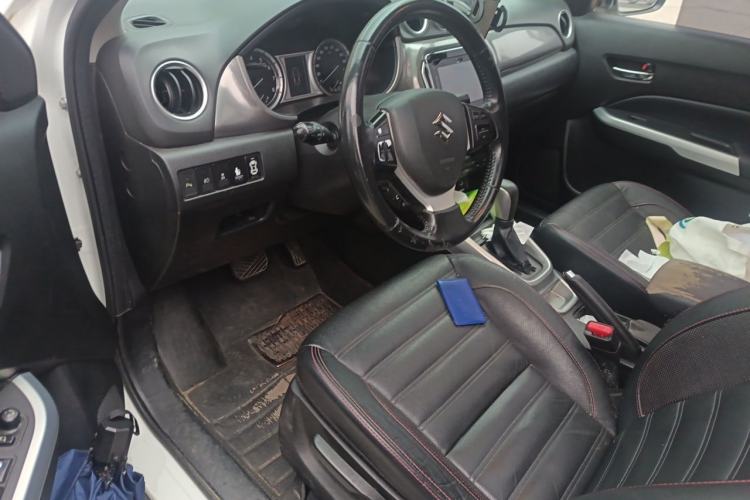 Used Suzuki Vitara 2016 1.4T Automatic Two-Wheel Drive Luxury Version Driver Seat