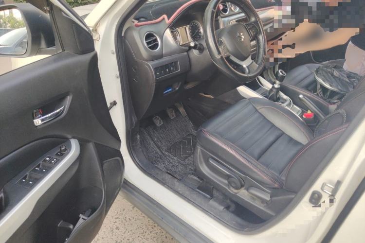 Used Suzuki Vitara 2016 1.4T Manual Two-Wheel Drive Luxury Model Driver Seat