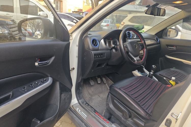 Used Suzuki Vitara 2016 1.4T Manual Two-Wheel Drive Luxury Model Driver Seat