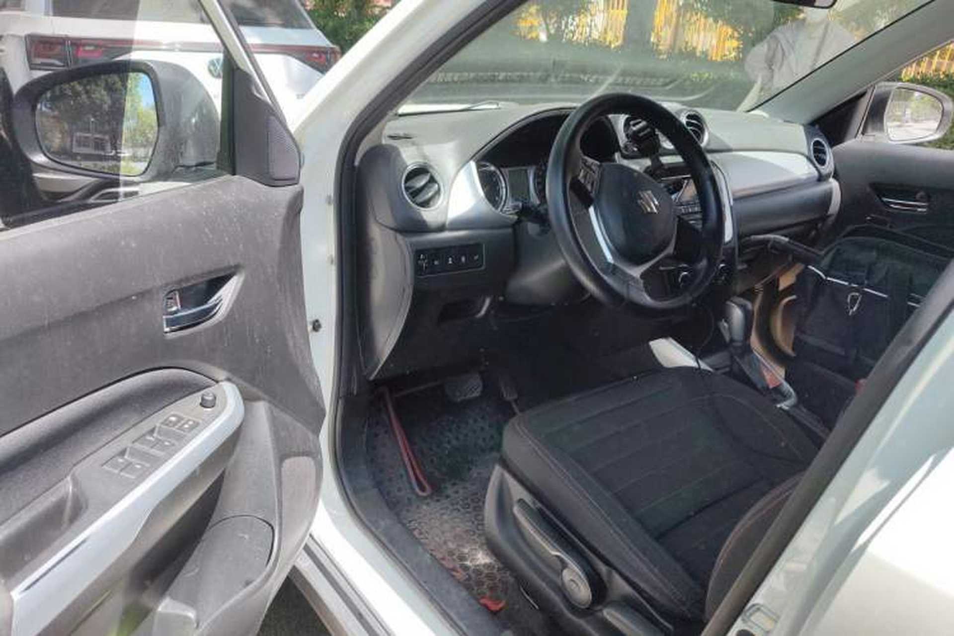 Used Suzuki Vitara 2016 1.4T Automatic All-Wheel-Drive Elite Model Driver Seat