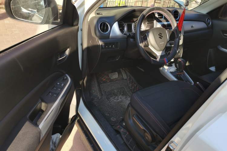 Used Suzuki Vitara 2016 1.4T Automatic Two-Wheel Drive Elite Model Driver Seat