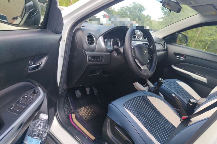 Used Suzuki Vitara 2016 1.6L Manual Two-Wheel Drive Entry-Level Trim Driver Seat