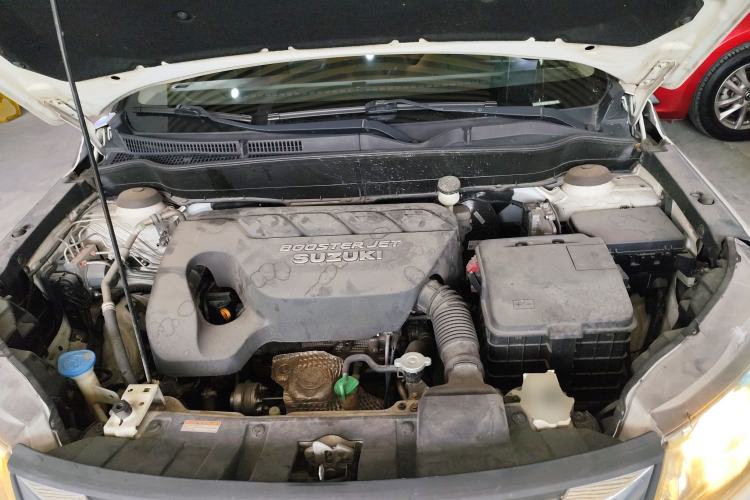 Used Suzuki Vitara 2016 1.4T Automatic Two-Wheel Drive Luxury Version Engine Bay