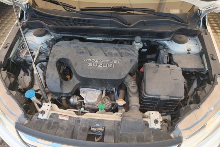Used Suzuki Vitara 2016 1.4T Automatic Two-Wheel Drive Luxury Version Engine Bay