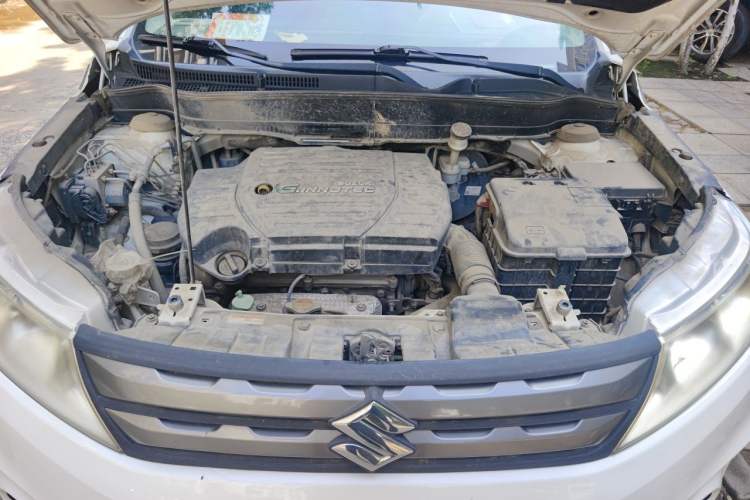 Used Suzuki Vitara 2016 1.6L Manual Two-Wheel Drive Entry-Level Trim Engine Bay