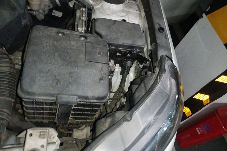 Used Suzuki Vitara 2016 1.4T Automatic 4x4 Flagship Model Engine Bay Left