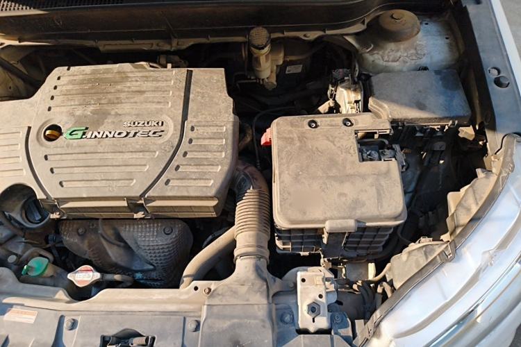 Used Suzuki Vitara 2016 1.6L Manual Two-Wheel Drive Entry-Level Trim Engine Bay Left