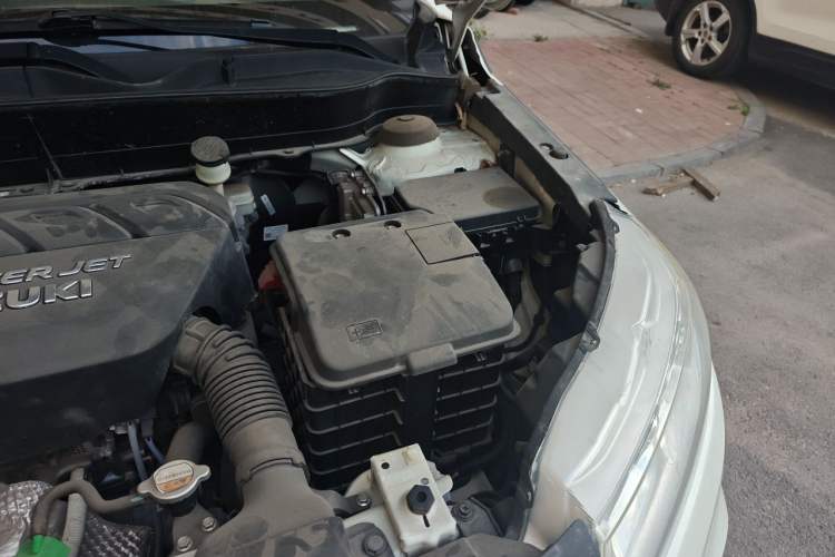 Used Suzuki Vitara 2016 1.4T Automatic Two-Wheel Drive Elite Model Engine Bay Left