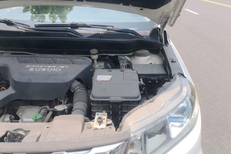 Used Suzuki Vitara 2016 1.4T Automatic 4x4 Flagship Model Engine Bay Left