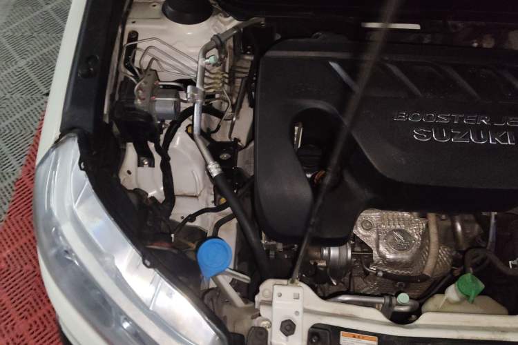 Used Suzuki Vitara 2016 1.4T Automatic All-Wheel Drive Leading Version Engine Bay Right